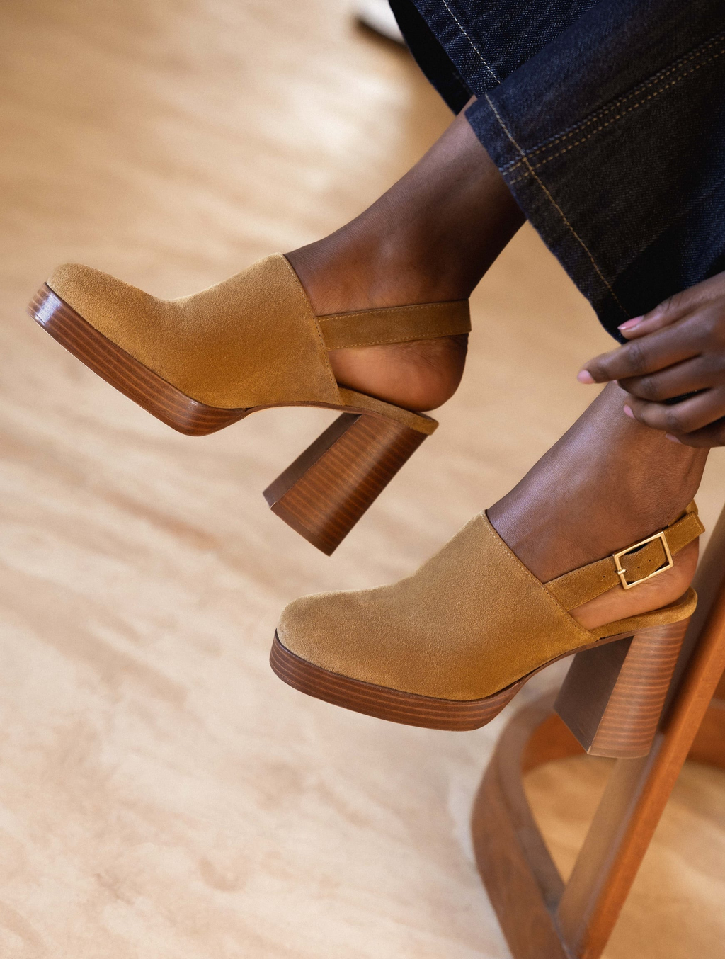 SAVANNAH — Sabot à plateforme en cuir suédé