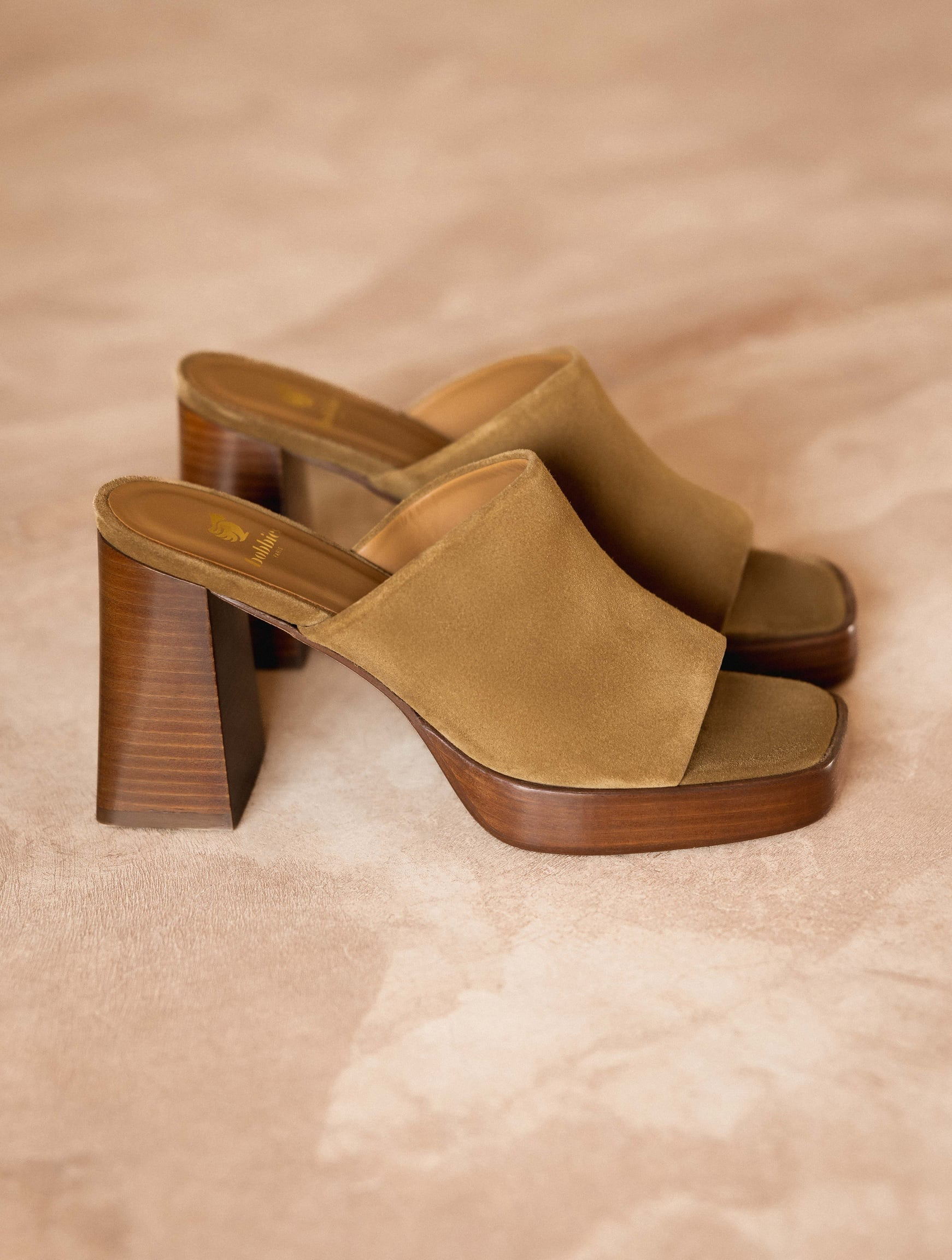RENATA — Mules à plateau en cuir suédé