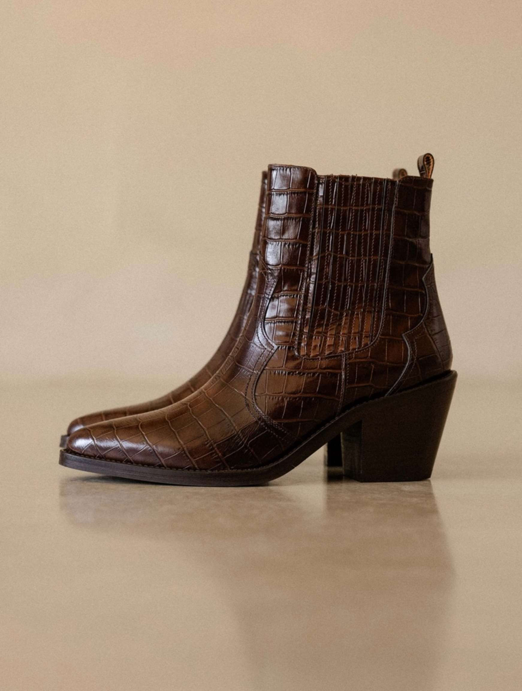 DAKOTA — Bottines style western en cuir