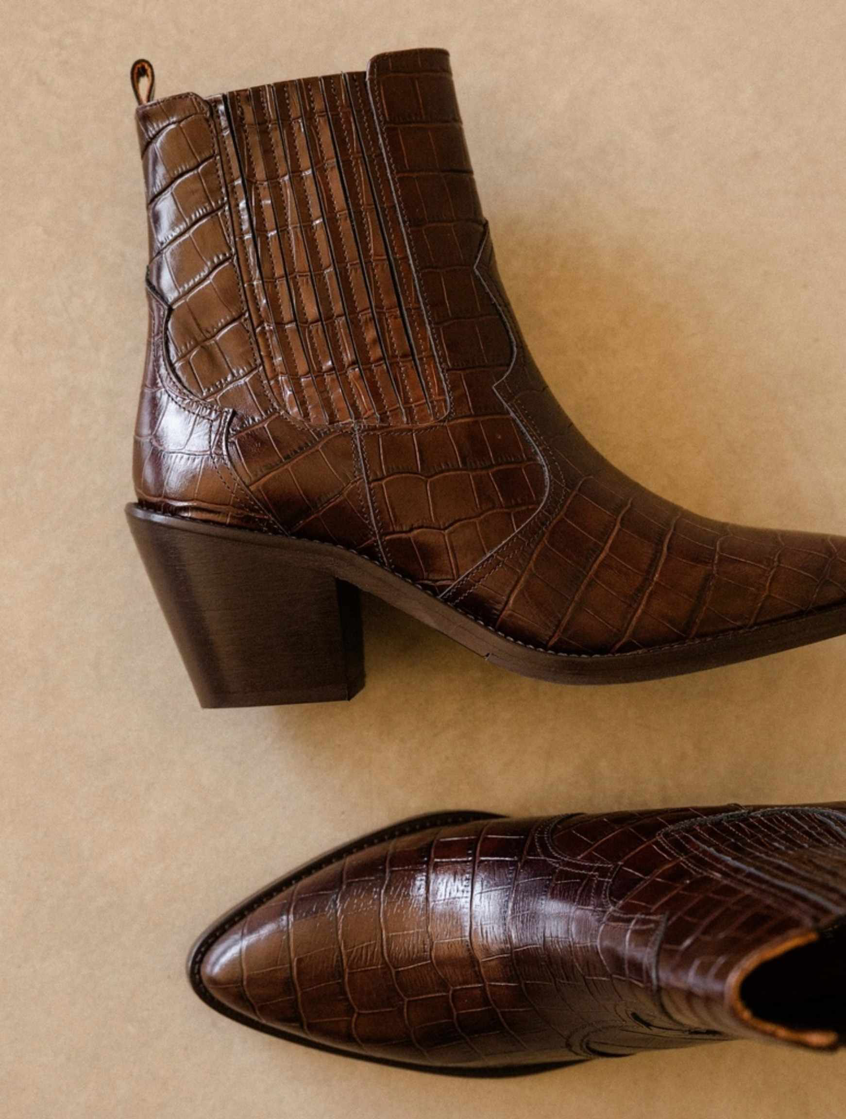 DAKOTA — Bottines style western en cuir