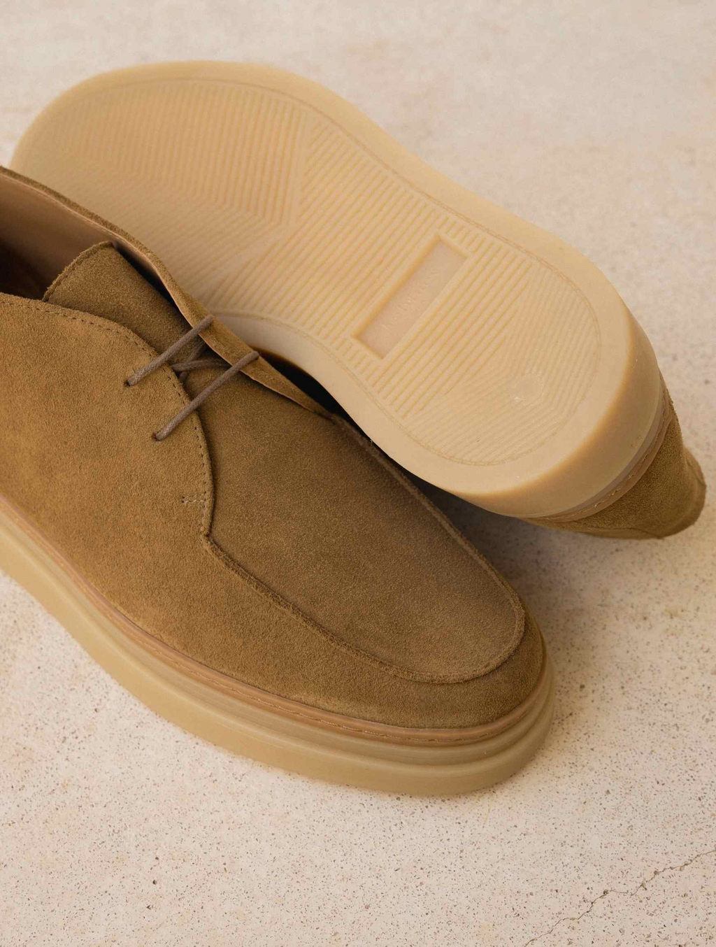 CONRAD — Boots à lacets en cuir suédé