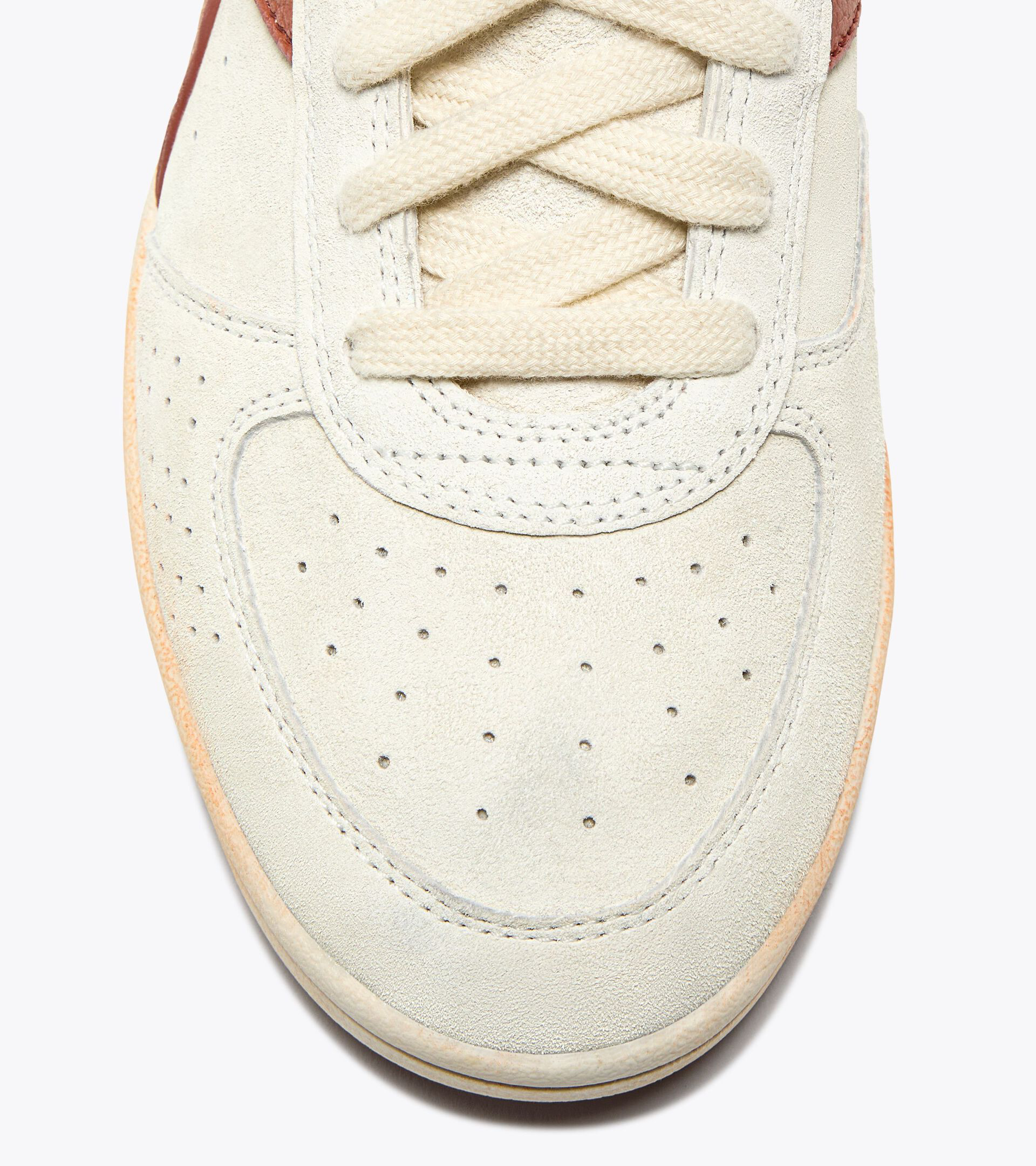 B.ELITE ASCESA — Sneaker Heritage commémorative, archives 1980