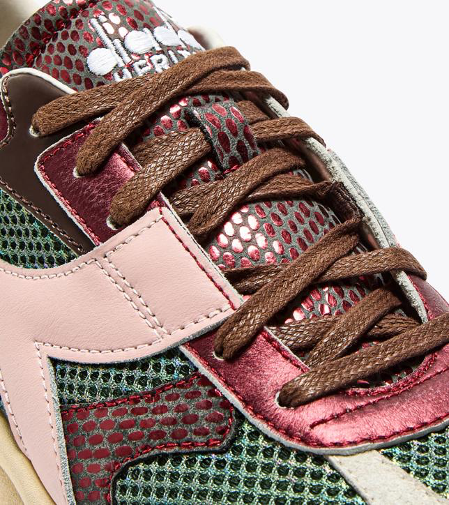 MERCURY ELITE COBRA USED WN — Sneaker Heritage motif serpent