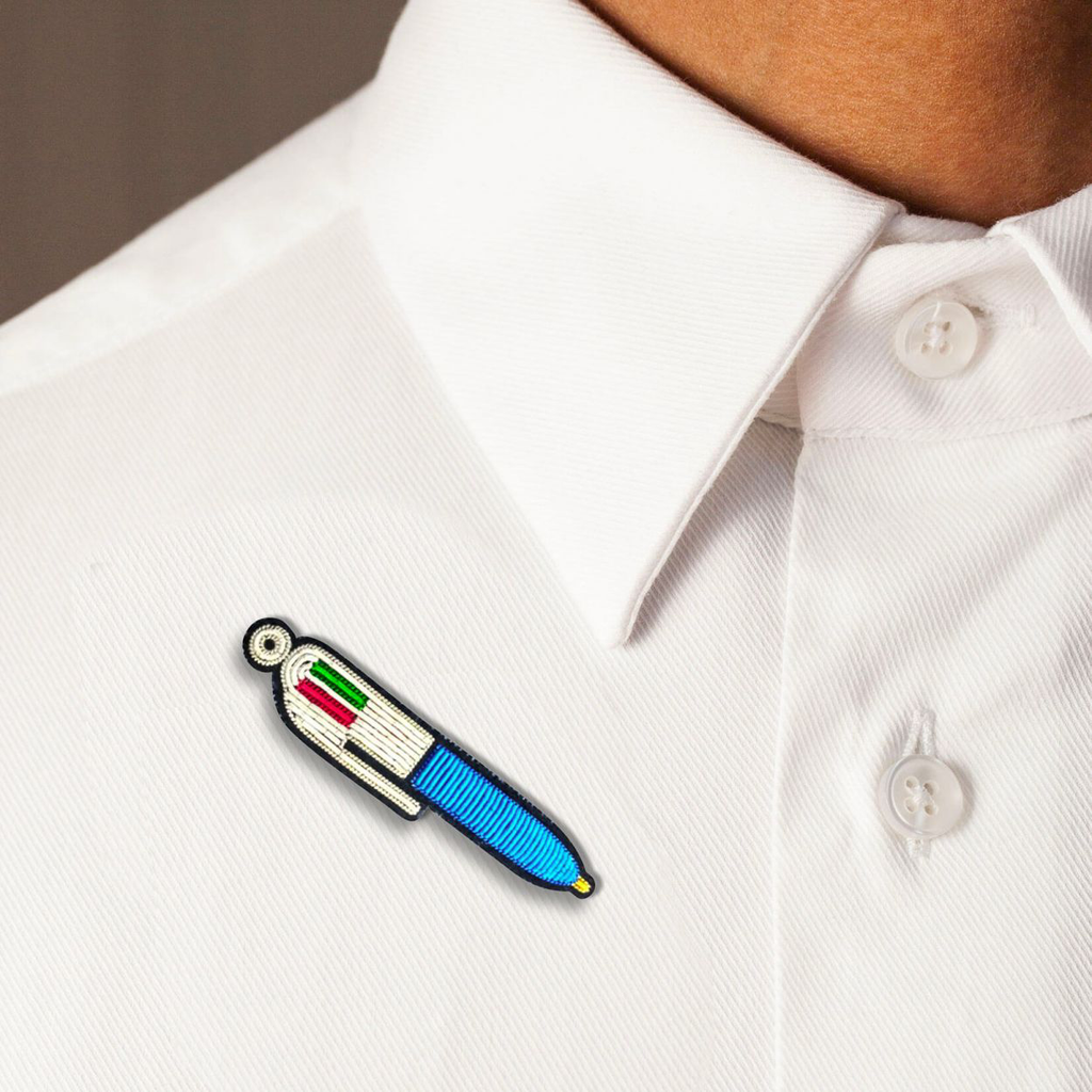 BROCHE STYLO 4 COULEURS - COLLAB' BIC