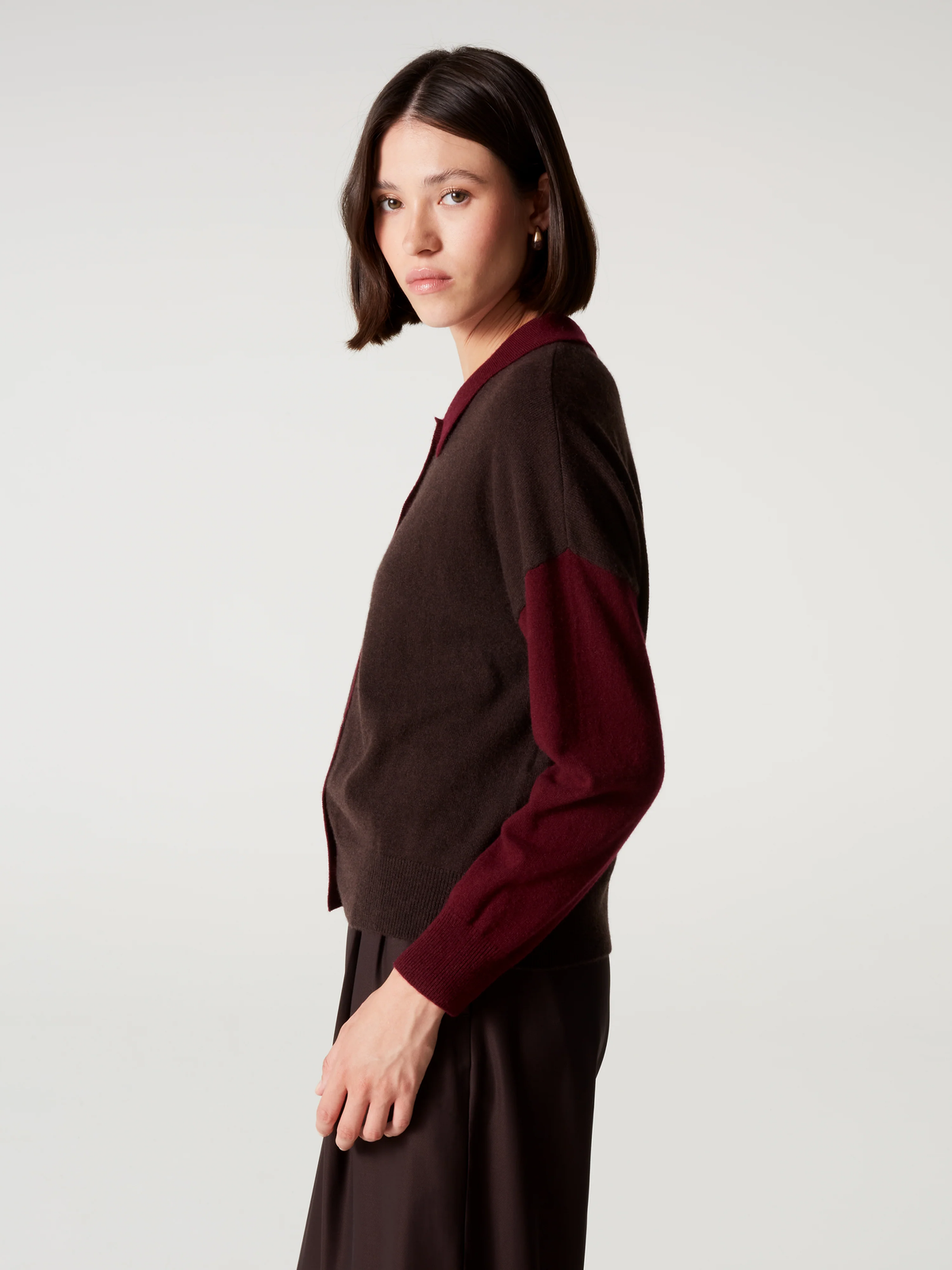 CHEMISE MAJURA FLa Chemise Majura Fancy réinvente le polo classique en cachemire