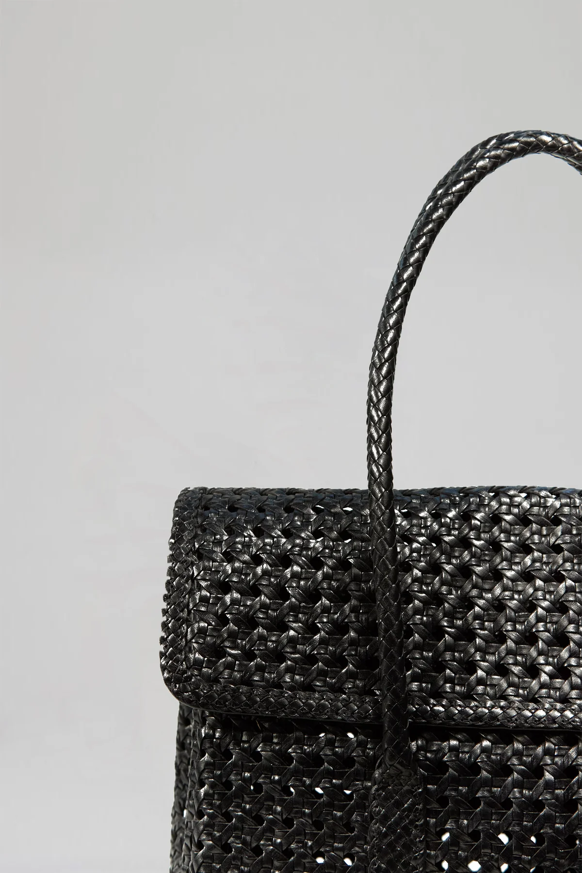 VIOLETTE PETIT CUIR - SAC TRESSE