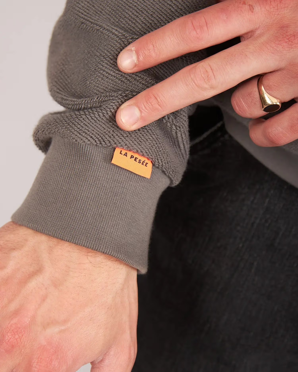 Sweat Retourné 712 GR – Carbone