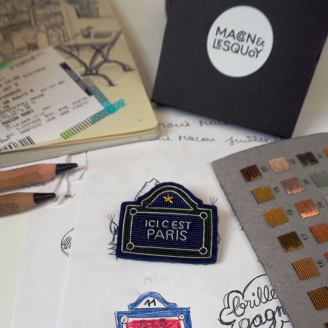 BROCHE ICI C'EST PARIS - Édition Limitée