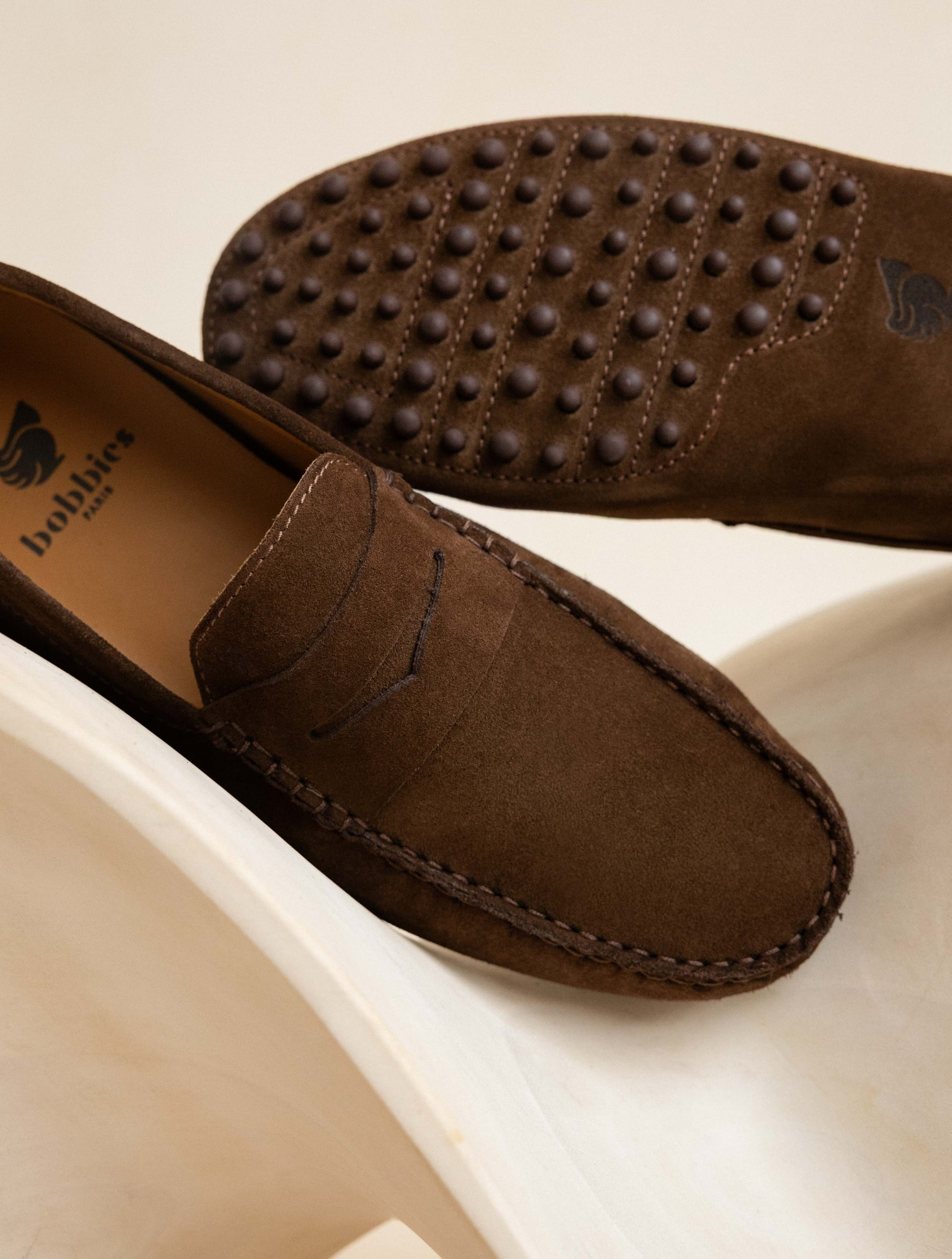 LEWIS — Mocassin driving loafer en cuir suédé