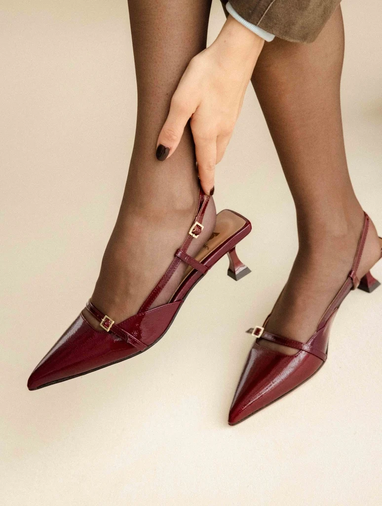 REEM — Escarpins babies en cuir verni