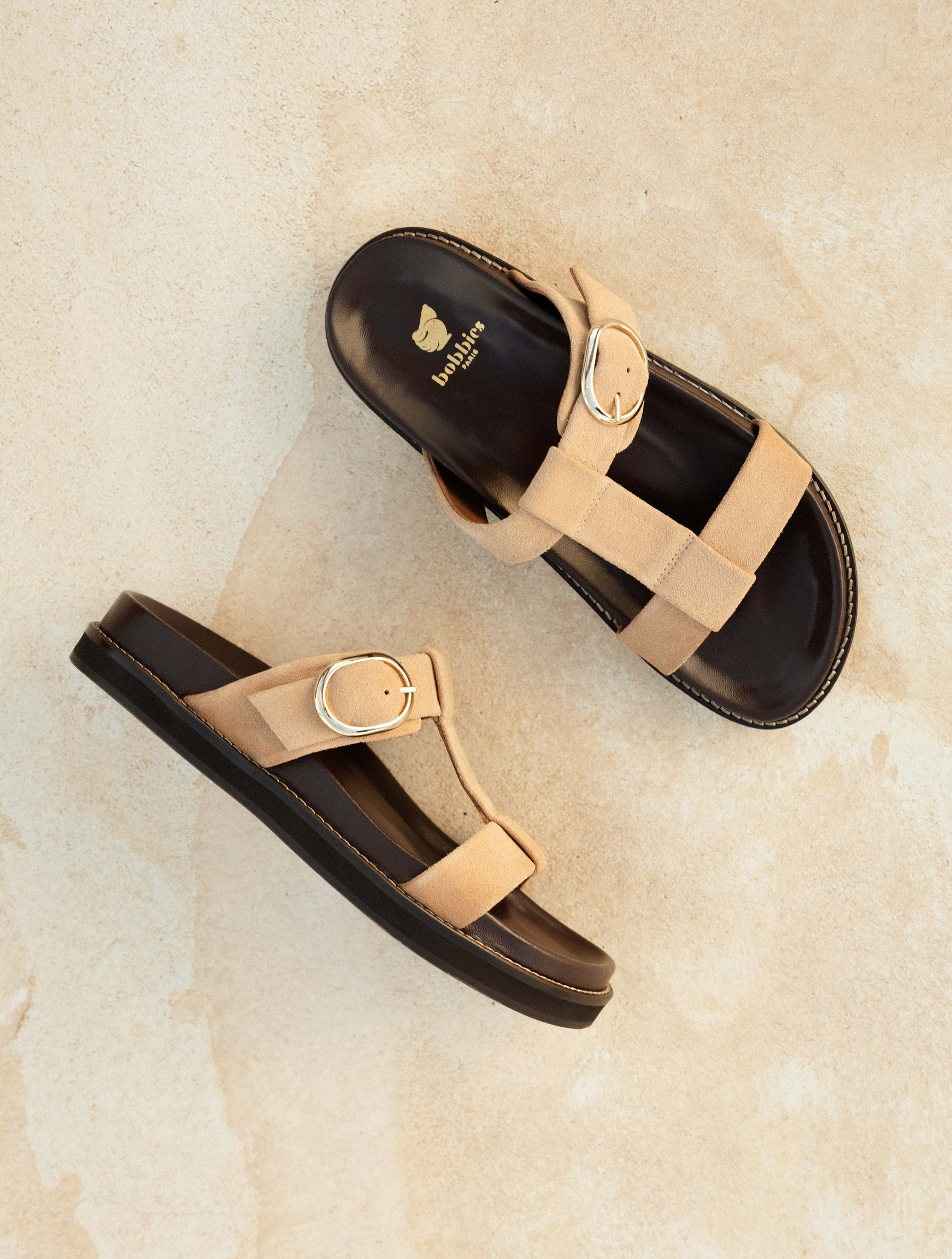 FAJAR — Sandales plates en cuir