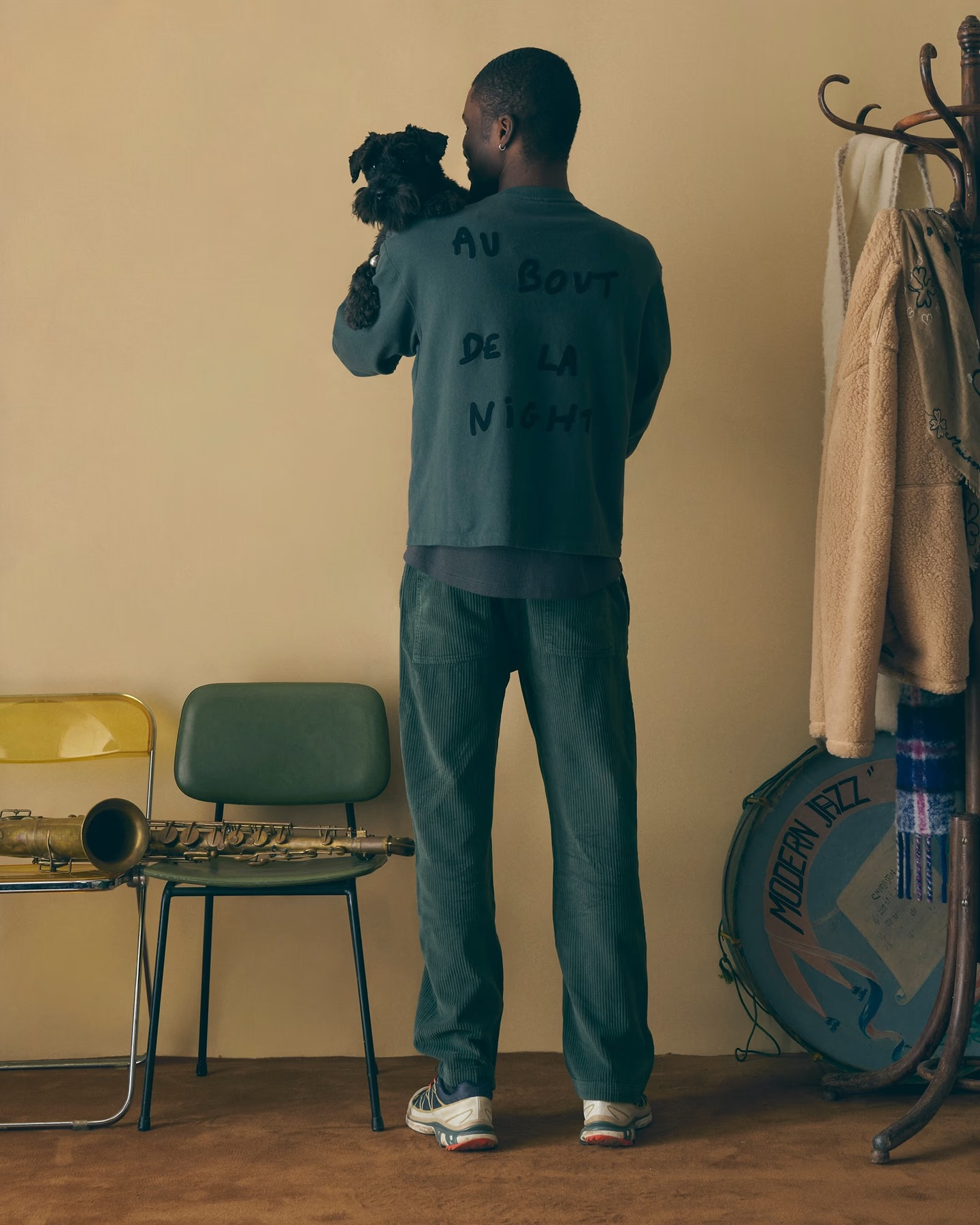 Sweatshirt Manhes "At The End Of The Night" — Army Green