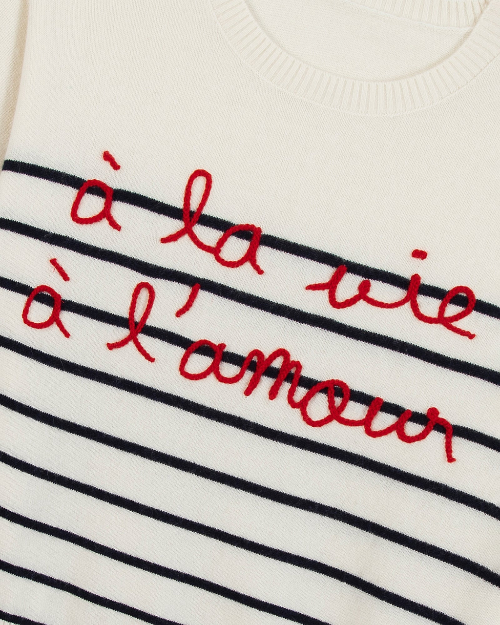 Pull Buzelin en Cachemire "À la vie à l'amour" — Off White Ultramarine