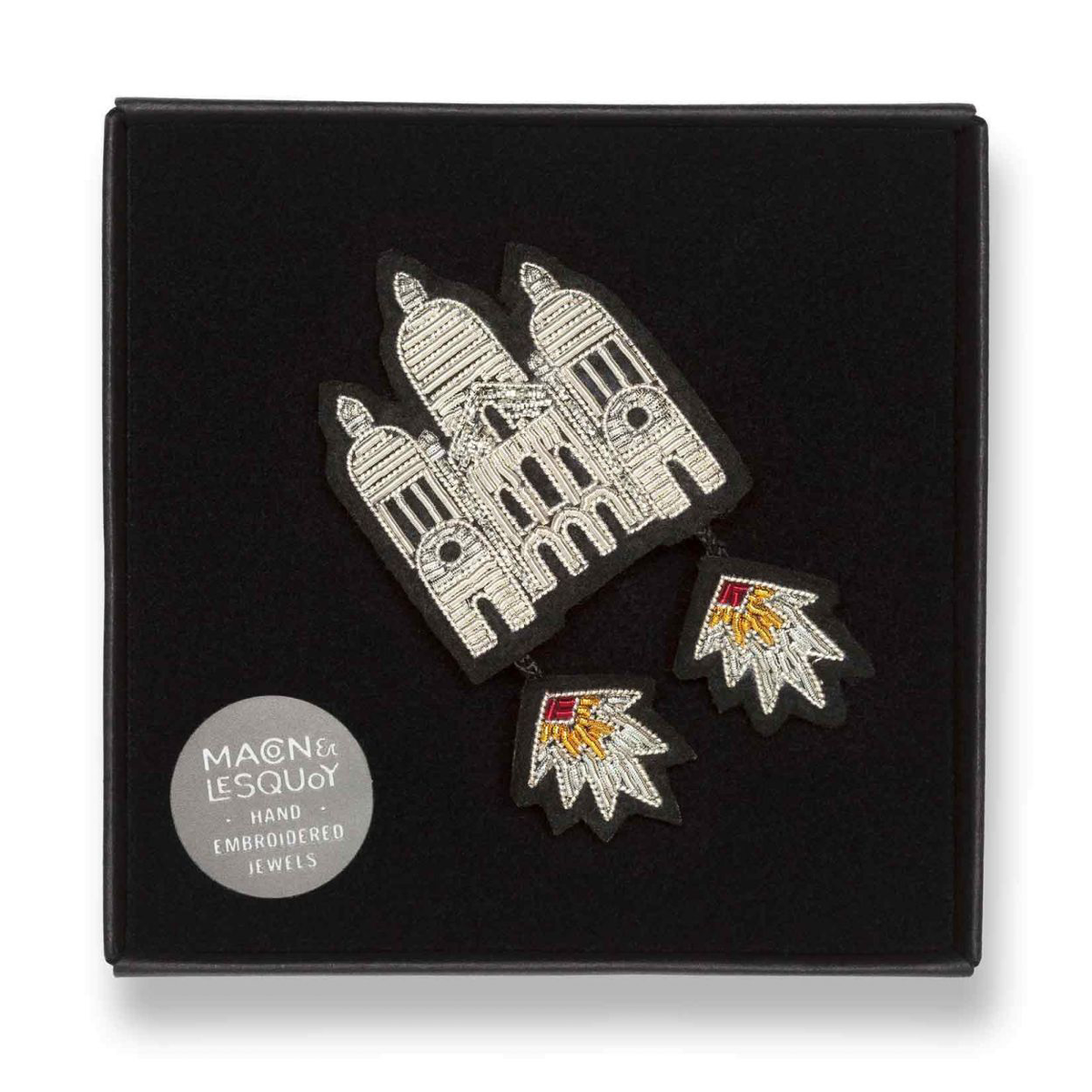 BROCHE SACRÉ COEUR !