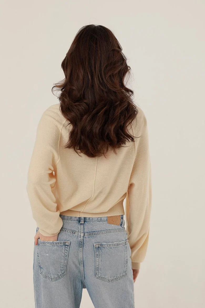 Pull Keila – Milk