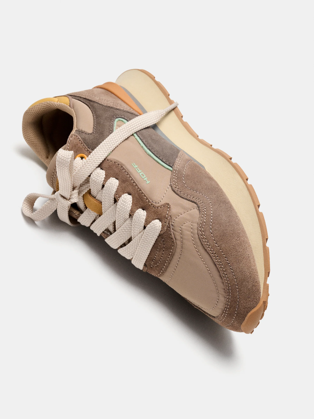 Baskets City Chroma – Camel
